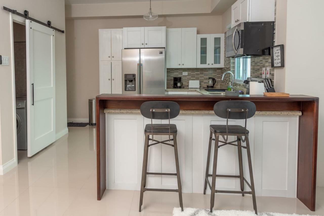 The Crimson Apartment 킹스톤 외부 사진
